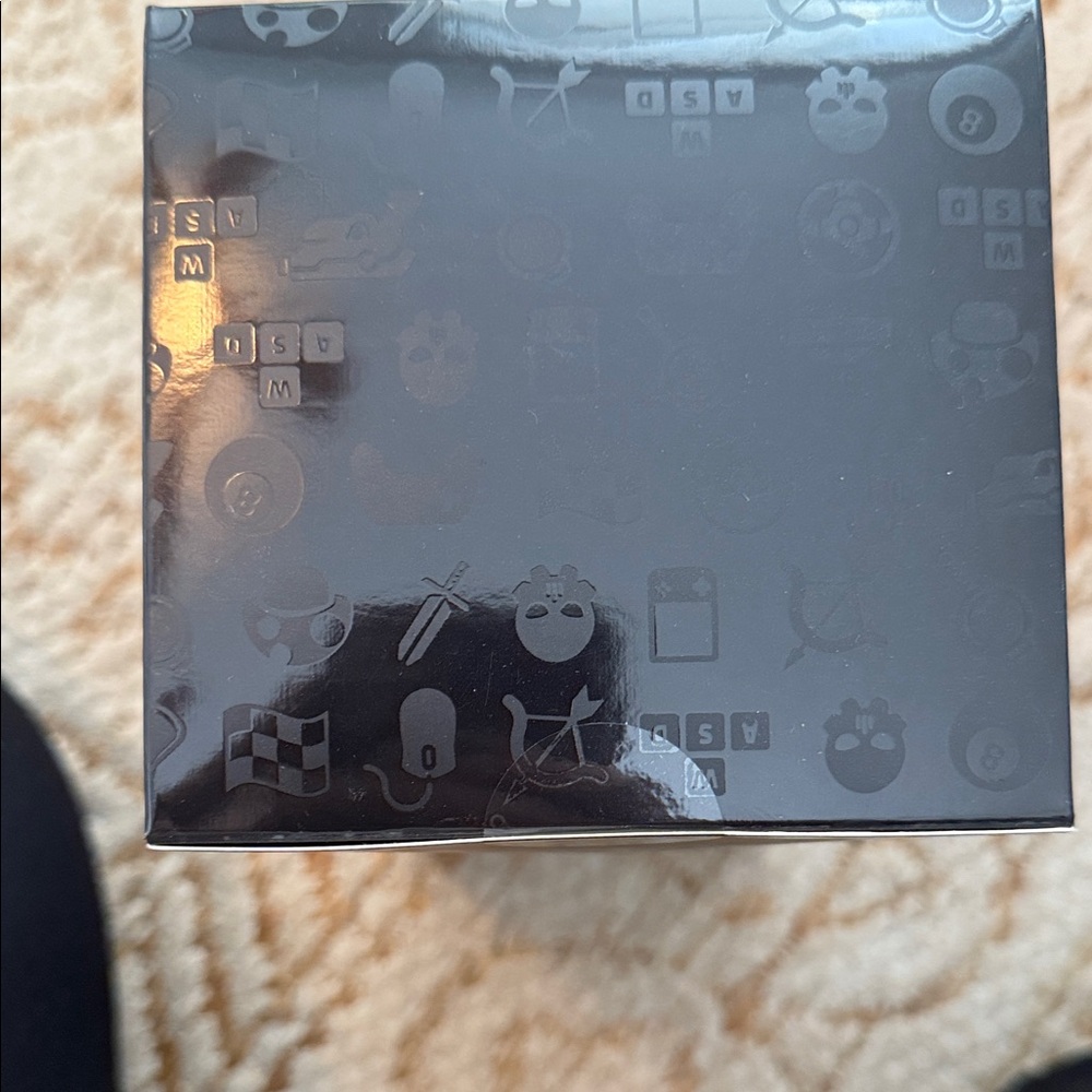 Respawn by Axer Black Shaker Bottle - Picture 6 of 6